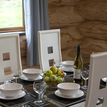 Traditional Scandinavian North American Log * Ripon