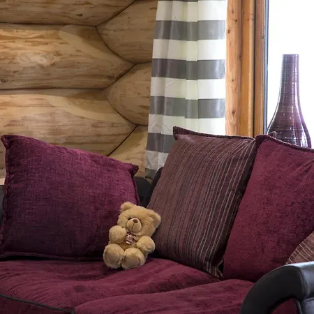 Traditional Scandinavian North American Log Vakantiehuis Ripon